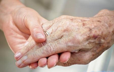 Csaknem kétezer idős ember kap gondoskodást